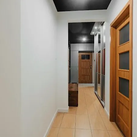 Apartment Tymienieckiego 16 F
